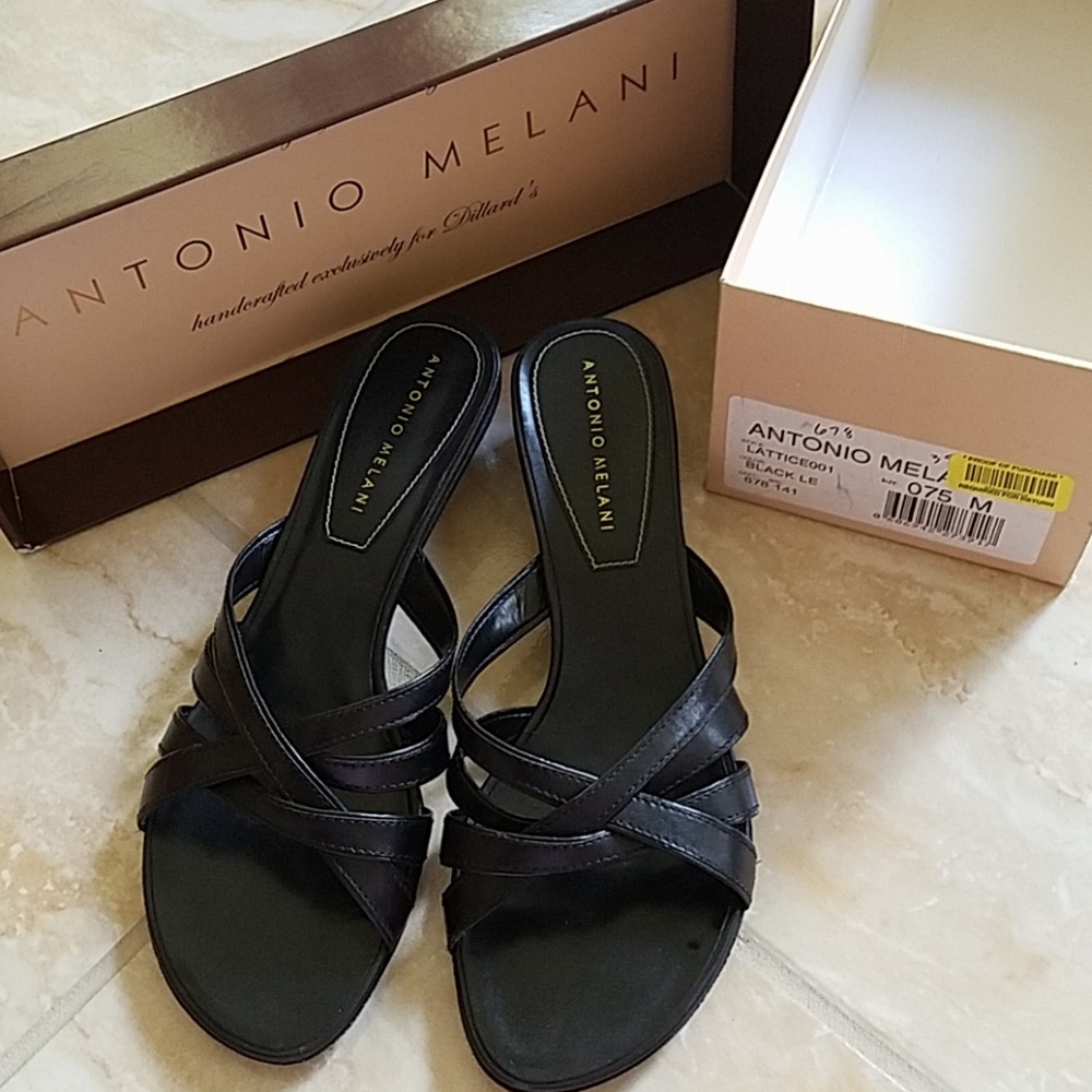 Antonio Melani Black Sandals✨